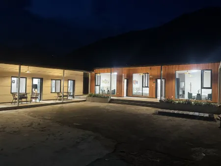 Yeler Lake Star Valley Homestay