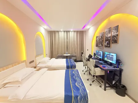 Blue Whale E-sports Homestay Отели в г. Луцюй