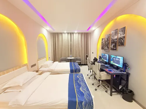 Blue Whale E-sports Homestay Hotels in Luqu