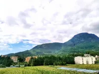 Hanbo Homestay - parking