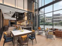 Four Points by Sheraton Guangzhou Bai’e Tan Hotels near Fangcun Metro Station