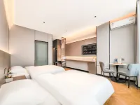 Yimeng Grand Hotel - ที่มีที่จอดรถ
