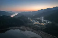 LOSTLODGE(Anqing Taihu Huating Lake)