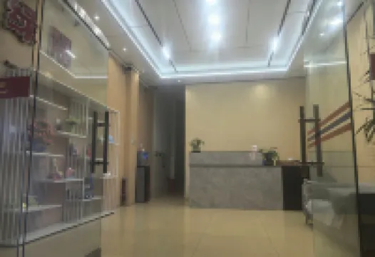 Green Sunshine Residence Bar (Wenshan Qihua Square Store)