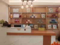 Yazun Homestay (Fuxian Lake Guanglong Town) Hotels in Chengjiang