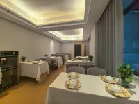 Jifeng Hotel (Wuzhou South Railway Station Branch) - Afhentnings-/afleveringstjenester