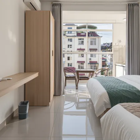 Meijia Apartment (Mengla)