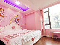 上海迪爱度假酒店 - 美少女战士高级大床房