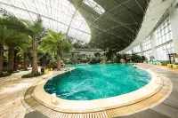 Fisher island Seaview Hot Spring Resort - Pools