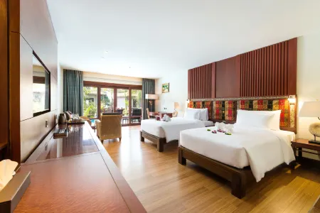 The Haven Khao Lak Отели рядом с достопримечательностью «Coconut beach»