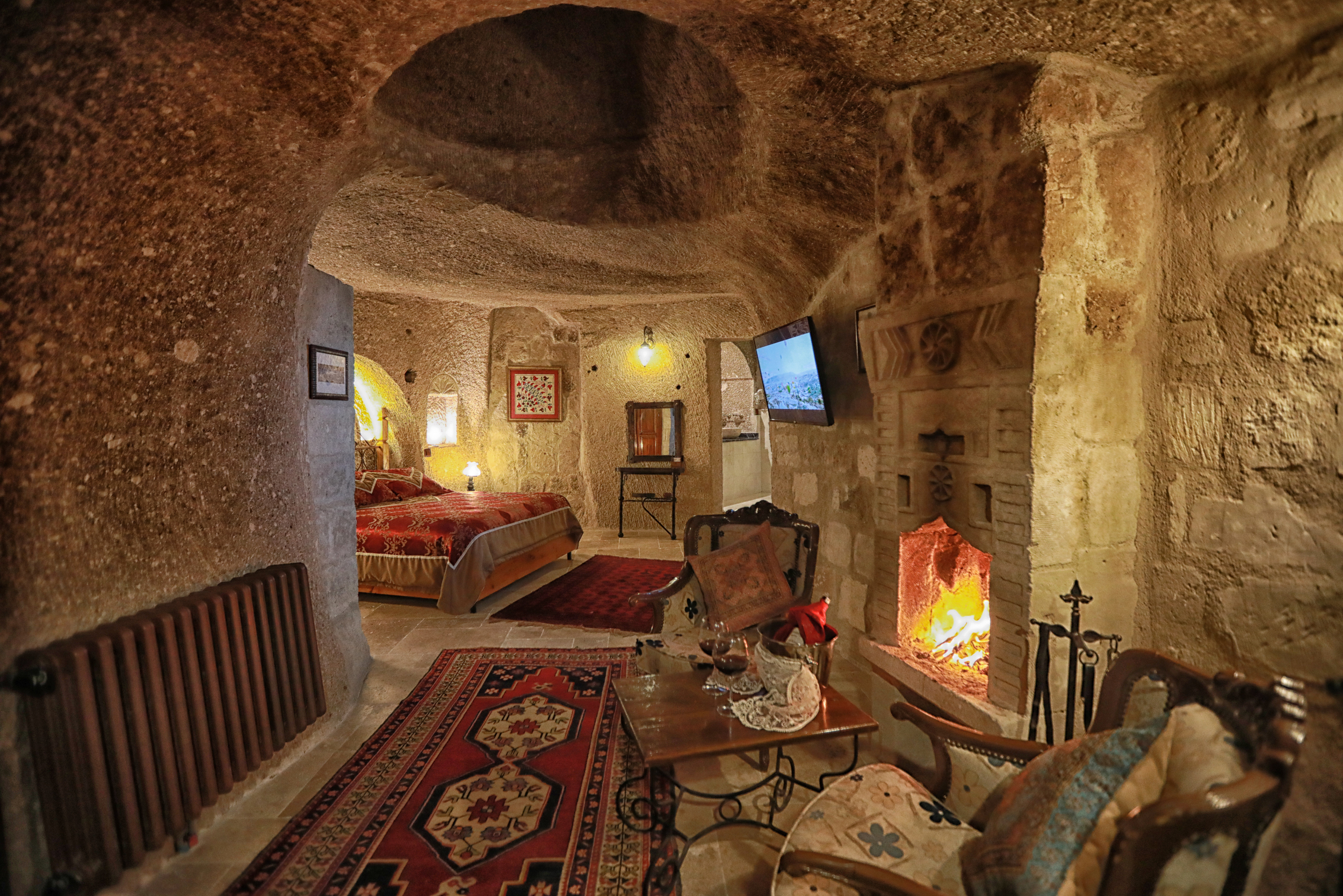 Traveller＇s Cave Hotel