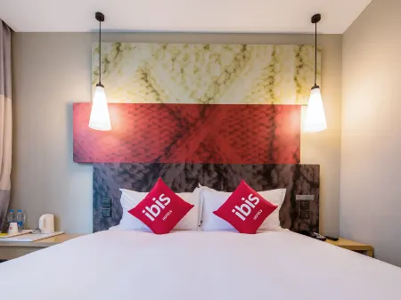 Ibis Hotel (Hangzhou Future Technology City Haichuangyuan)