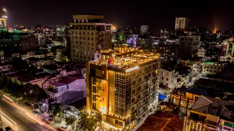 New Wave Hotel in Mandalay