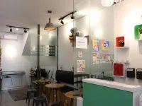 The Colour Hostel Hotels in Benua Melayu Darat