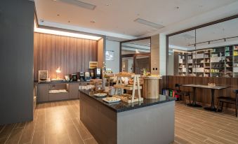HanTing Hotel (Tianjin Jinghai Jingwen Road)