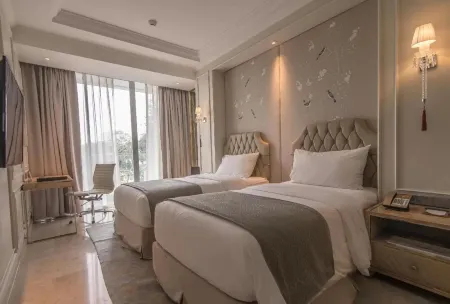 Art Deco Luxury Hotel & Residence