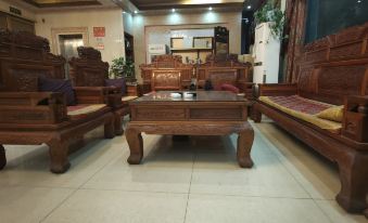 Wuyuan New Era Hotel