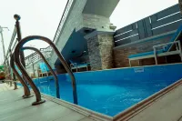 Rownez Resort