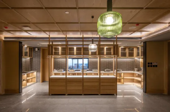 Huayun Dingxiang Hotel (Beijing South Station Niujie Branch) Отели рядом с достопримечательностью «The Buddhist Academy of China»