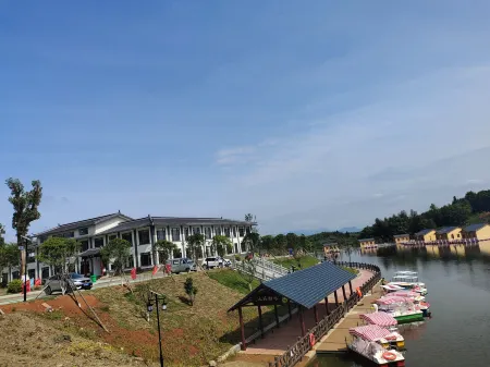 Chongyang Xizhuang Resort