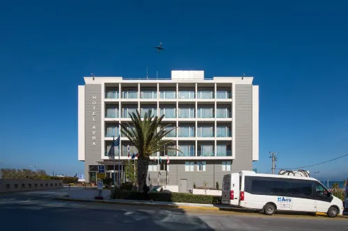 Hotel Avra by Smile Hotels - Parking
