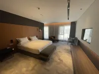 CATHAY VIEW CLUB  HOTEL