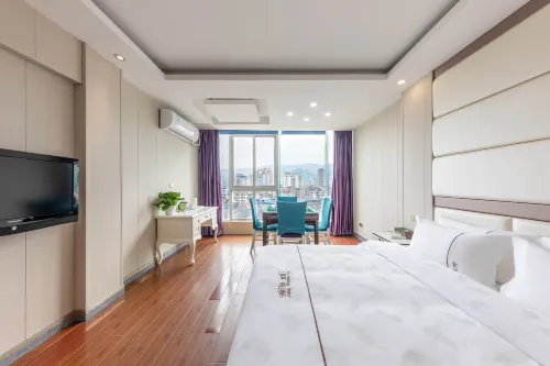 Ruiya Holiday Hotel Hotels in Dianjiang County