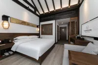 Rezen · Yunhai (Xiangyang OCT FABLAND Resort) Hotels near Yunhai Hotspring