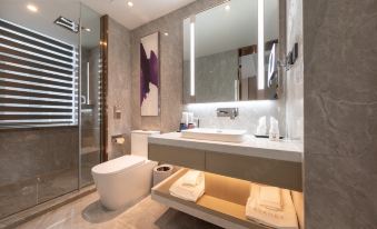 Lavande Hotel (Harbin   central Street flood protection tower shop)