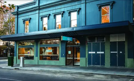 Vibe Hotel Melbourne