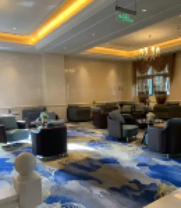 維也納飯店（西寧湟中蓮湖公園店）