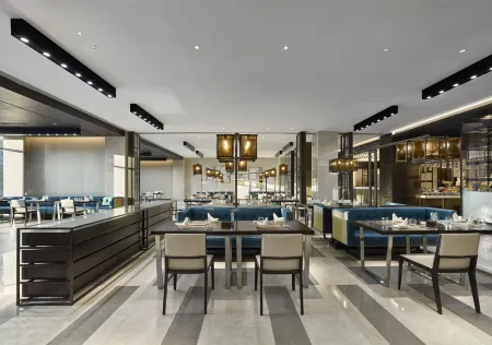 DoubleTree by Hilton Baoding Отели рядом с достопримечательностью «Baoding Gymnasium»