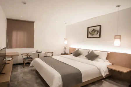 West Lake Yingxiu·Man Ting Fang Homestay Отели рядом с достопримечательностью «Yuanmiao Temple»