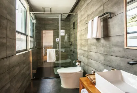 Fangtang·Linsu Отели рядом с достопримечательностью «Bailu Limestone Cave Wonder Peak»