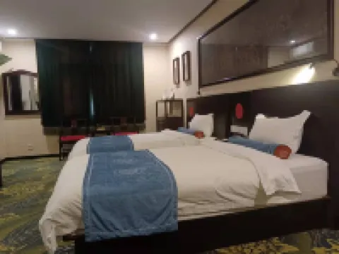 Yuyang Cultural Theme Hotel