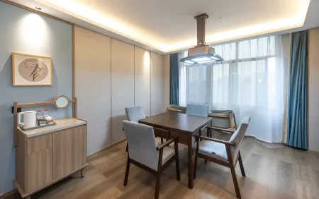 Morning Hotel (Changningshi Government Qingyangbei Lu Road) Отели в г. Чаннин