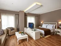 Renata Boutique Hotel Hotels near Sisli