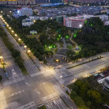 Yeste International Hotel (Chongzuo Youyi Avenue South Railway Station)