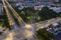 Yeste International Hotel (Chongzuo Youyi Avenue South Railway Station)