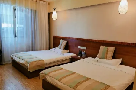 Yongsheng Huimin Hotel Отели рядом с достопримечательностью «Chenghai Wetland»