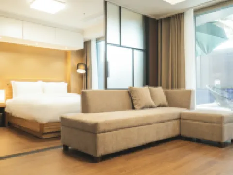 Sokcho Marina Bay Hotel Hotels near Yeongnangho