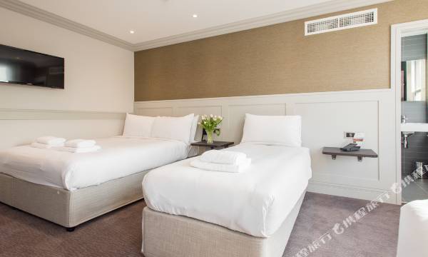 Mowbray Court Hotel