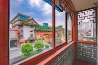 Wenjun Courtyard Hotel (near metro station, English-speaking service, travel agency) - balcone