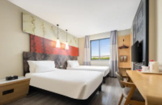 宜必思酒店（海口東站吾悅廣場店）