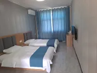 Xingyang Tianquan Hotel - Inns