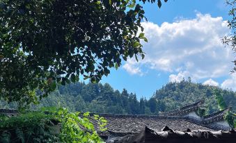 Huangshan Xidi Liangzhu Coffee Inn