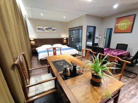 Home Inn Huaxuan Hotel (Yucheng Zhongfangzhen Government Store) Отели рядом с достопримечательностью «Chinese Ginkgo Flower Garden»