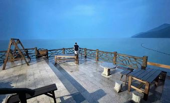 Shili Chunfeng Seaview Homestay