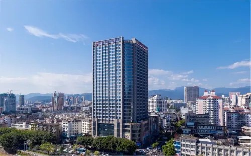 Ramada by Wyndham Longyan فنادق في لونغ يان