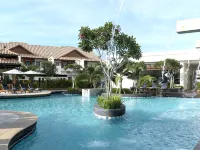 Grand Lexis Port Dickson - Pools